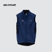 Men's WINTER thermal Jersey in blue windproof fabric with sleeveless design, reflective markings, and full front zipper closure