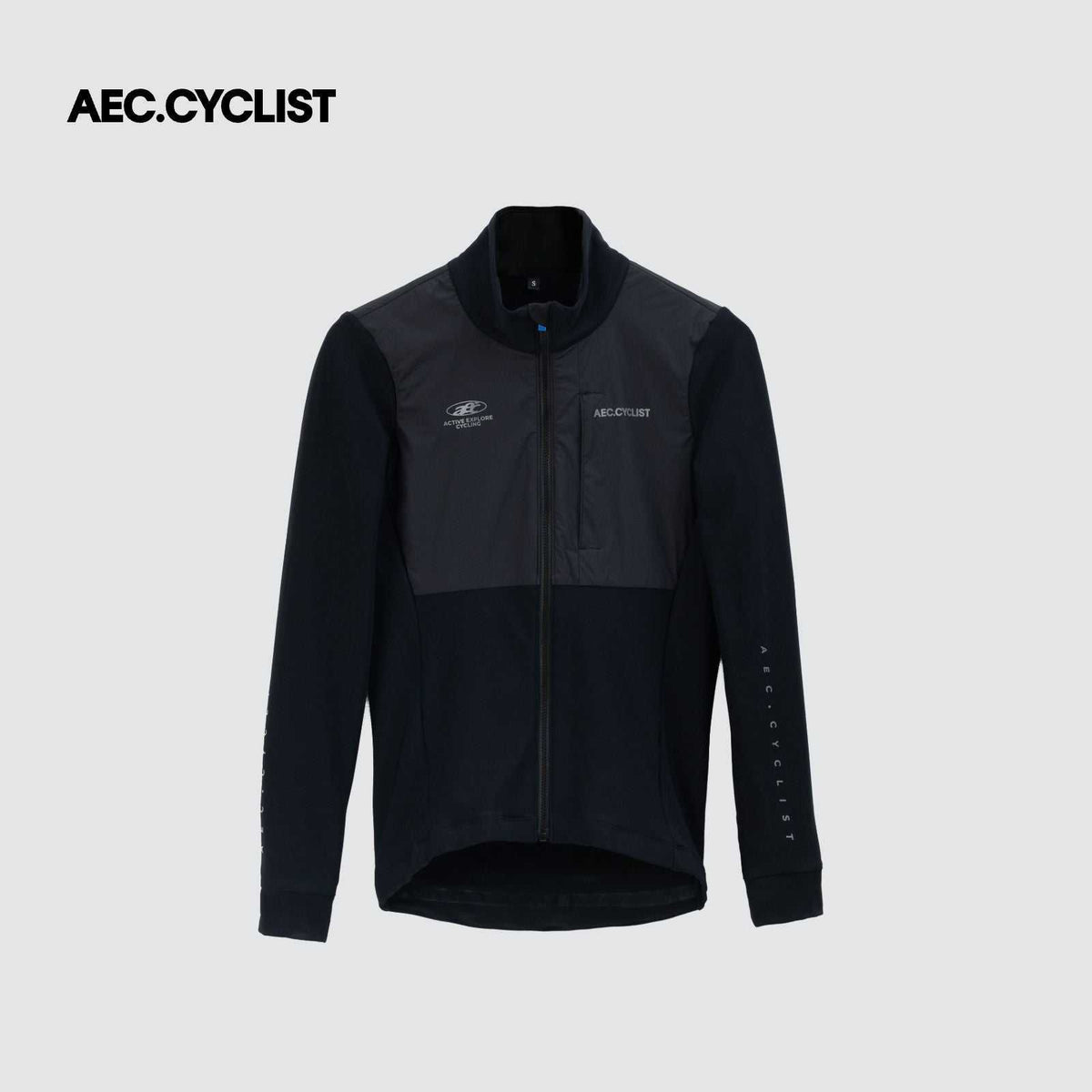 Men's aeclab Pro Team black fleece cycling jersey with front zipper, wind-resistant panels, and reflective details for safety.